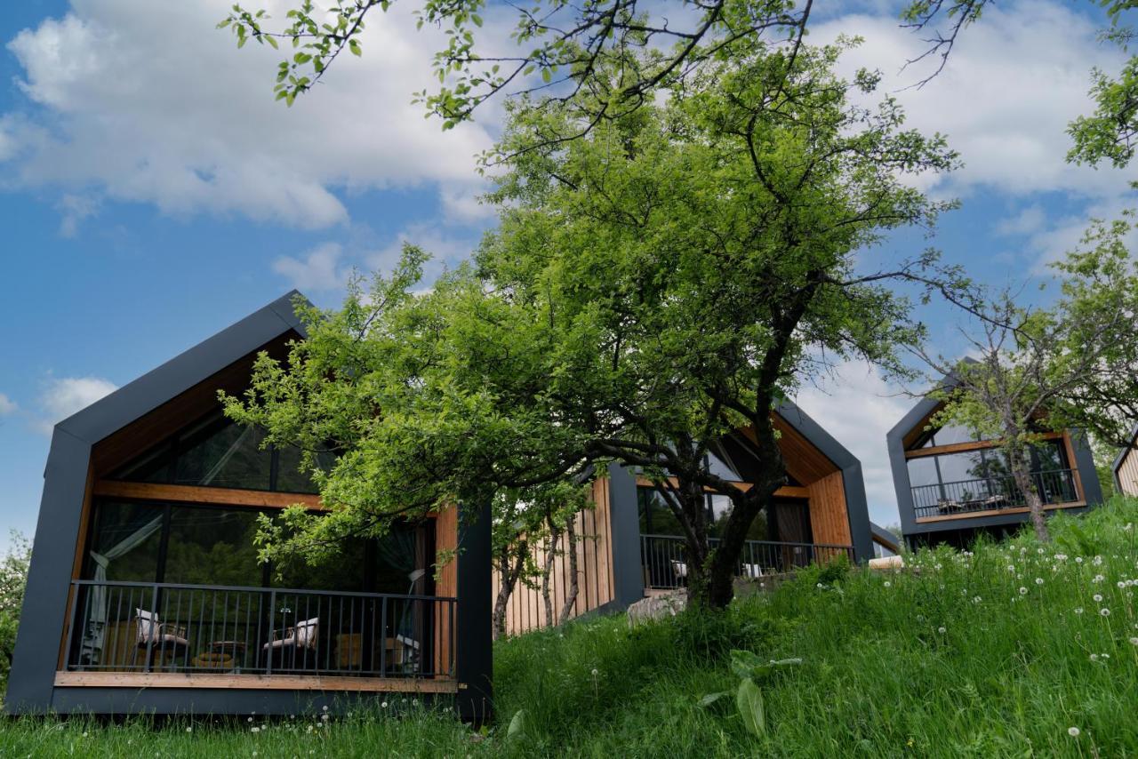Qazaq Auyl Eco Hotel Almaty Exterior photo