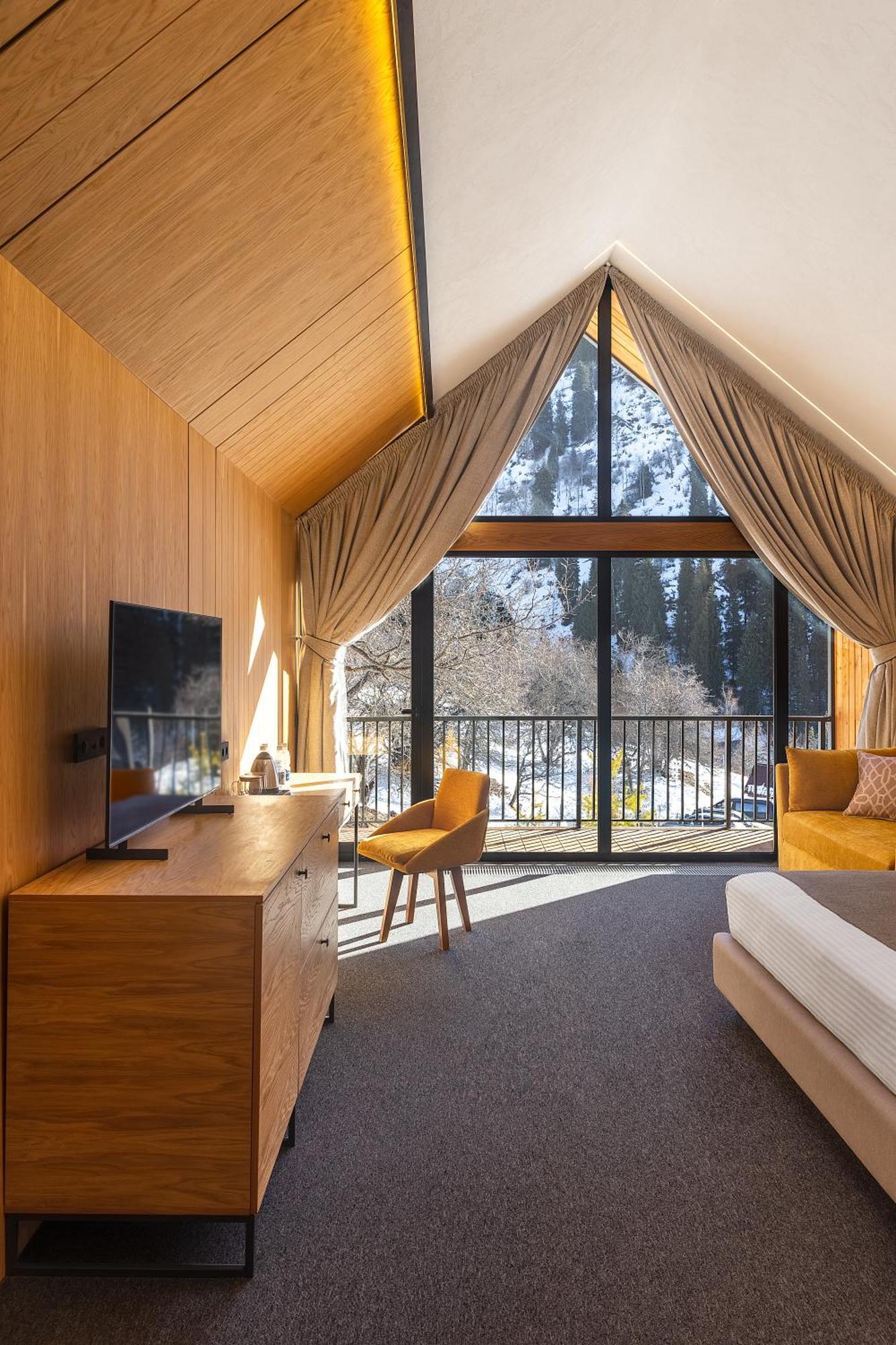 Qazaq Auyl Eco Hotel Almaty Exterior photo