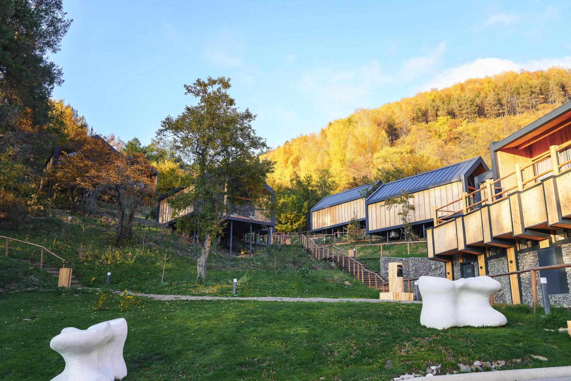 Qazaq Auyl Eco Hotel Almaty Exterior photo