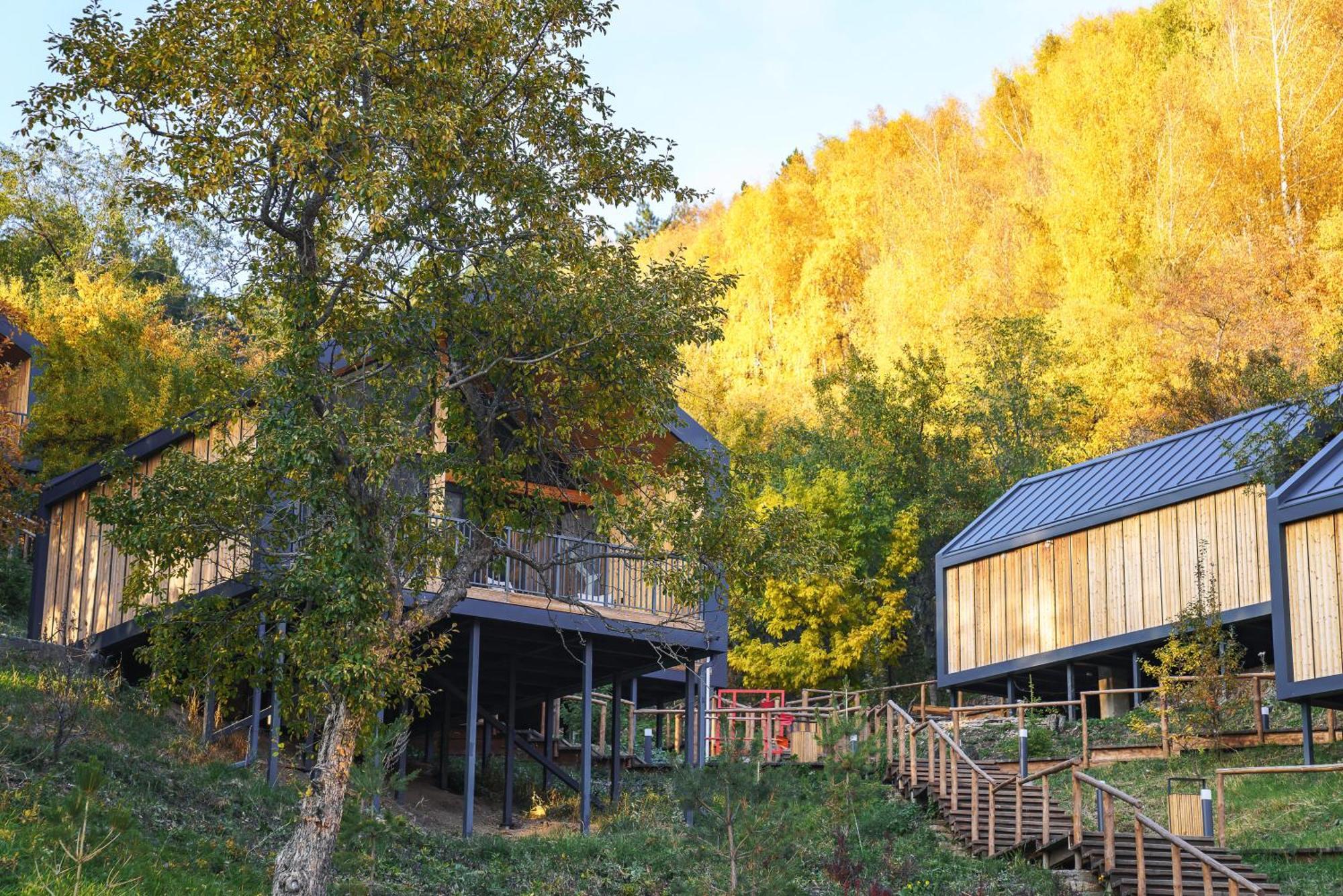 Qazaq Auyl Eco Hotel Almaty Exterior photo