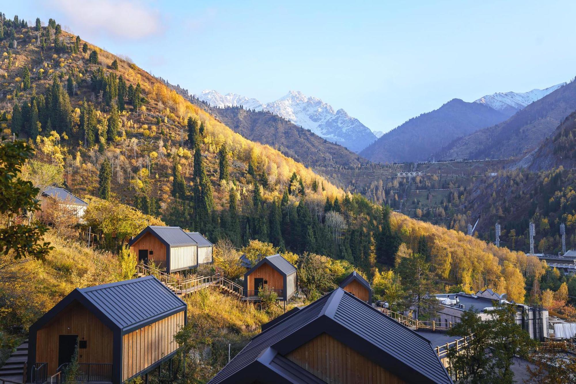 Qazaq Auyl Eco Hotel Almaty Exterior photo