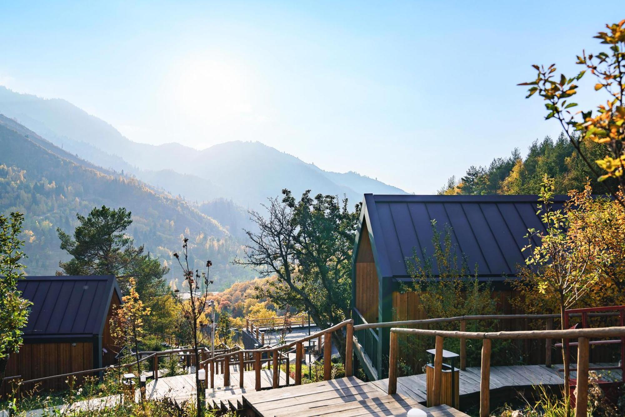 Qazaq Auyl Eco Hotel Almaty Exterior photo