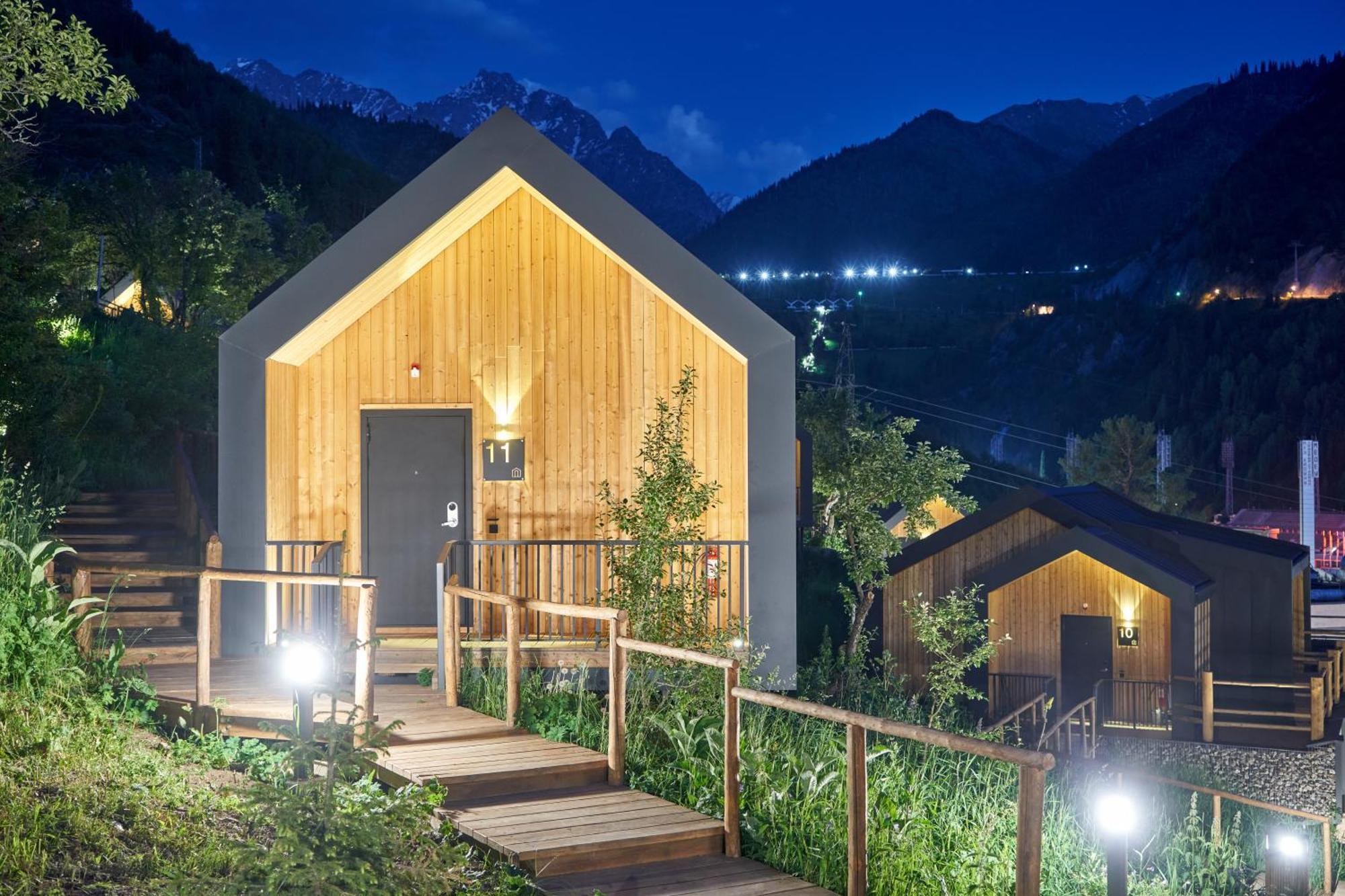 Qazaq Auyl Eco Hotel Almaty Exterior photo